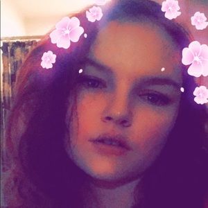 Meet your Posher, Saraya